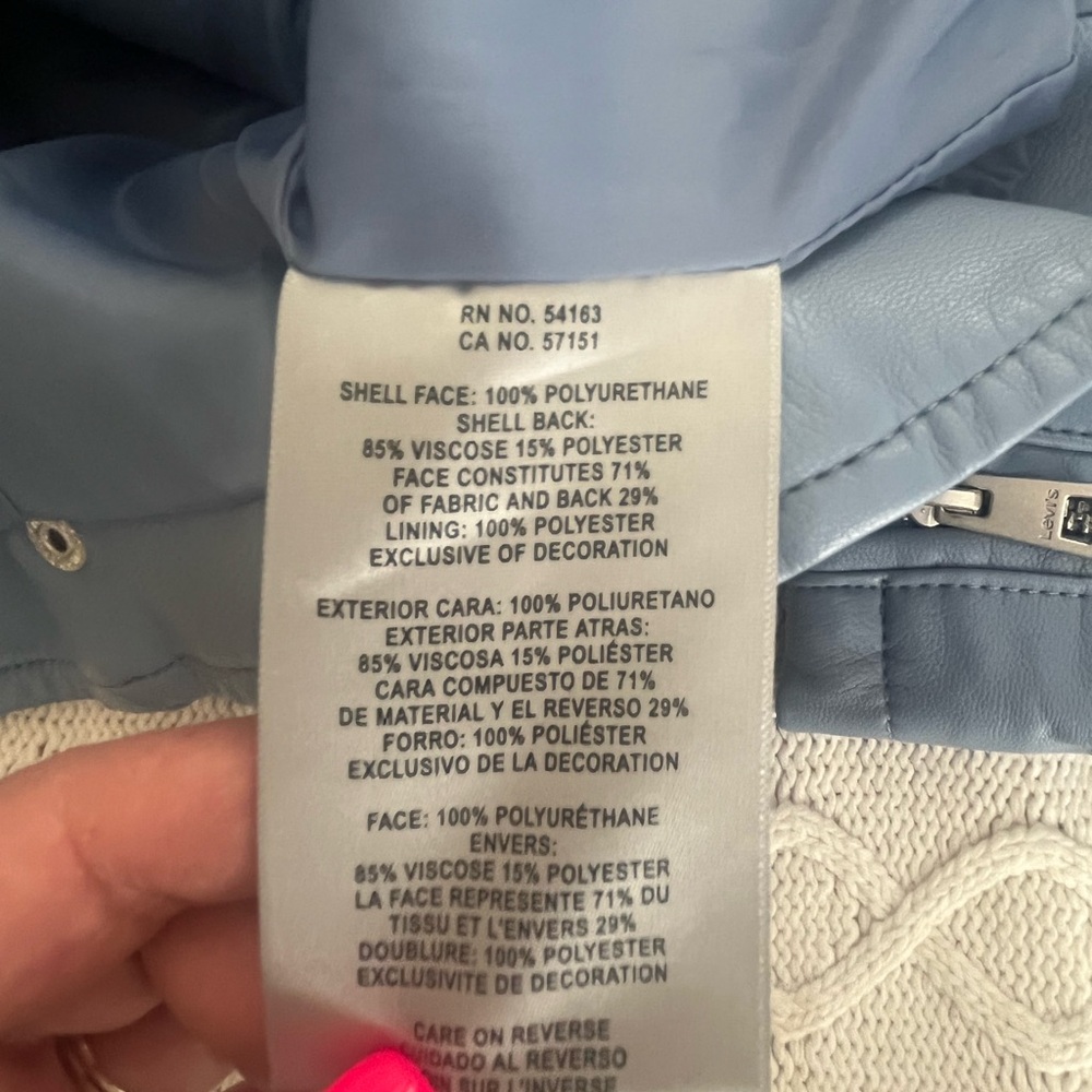 Levi's Light Blue Faux Leather Jacket Like New! Women’s Size XS - Picture 11 of 16
